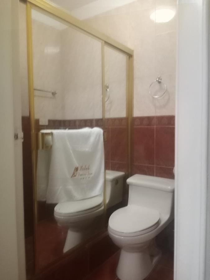 Hotel Premier Inn Manta Extérieur photo